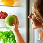 Есть на ночь – полезно! 9 продуктов, которые можно есть перед сном