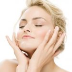 Излишне худое лицо добавляет возраст