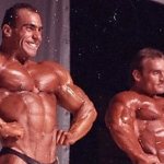 Нассер Эль Сонбати позирование