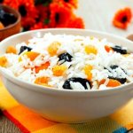 рисовая каша с сухофруктами