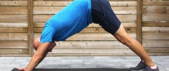 Hand lock exercise behind your back